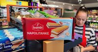 Napolitanka Mleko I Lešnik Bambi 185 g
